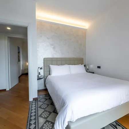 Appartement La Suites - By Myhomeincomo *