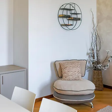 Appartement La Suites - By Myhomeincomo *