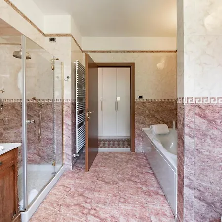 La Suites - By Myhomeincomo Appartement *